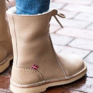 Duckfeet Arhus Cream Nude Size EU 38 US 7.5 ~Lightly worn~